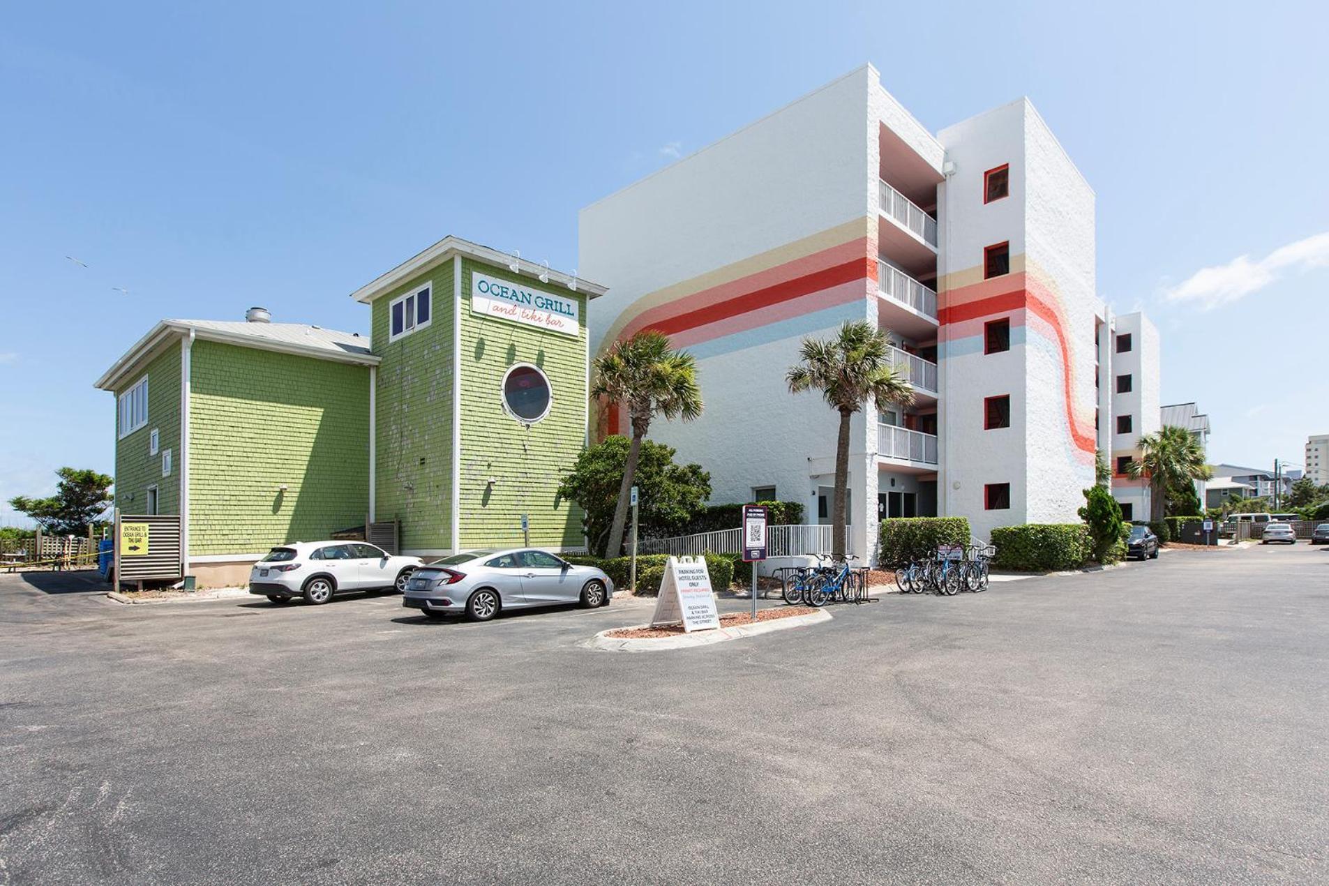 Golden Sands Oceanfront Hotel Carolina Beach Eksteriør bilde
